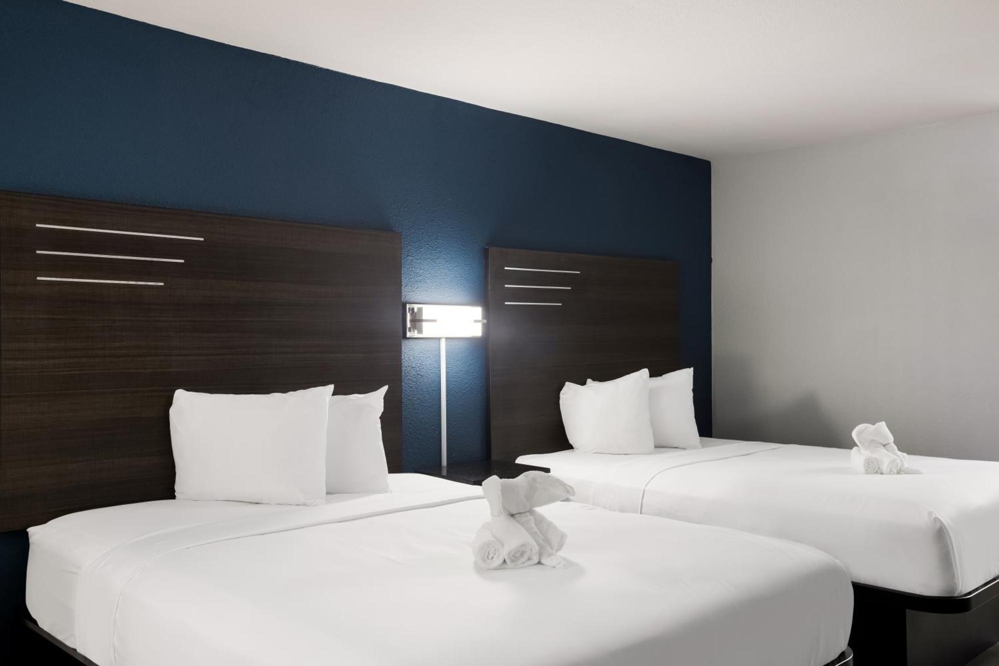 OYO Hotel Hinesville Oglethorpe Extérieur photo
