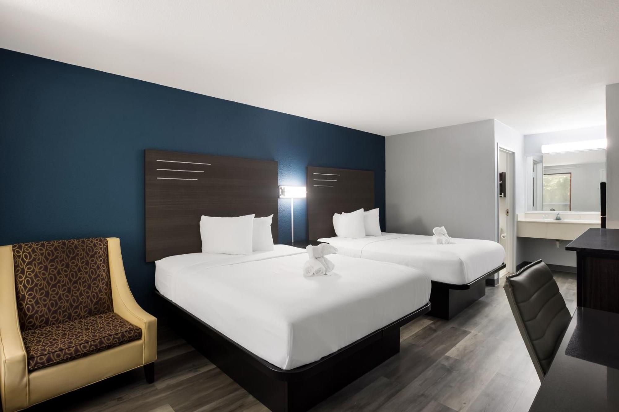 OYO Hotel Hinesville Oglethorpe Extérieur photo